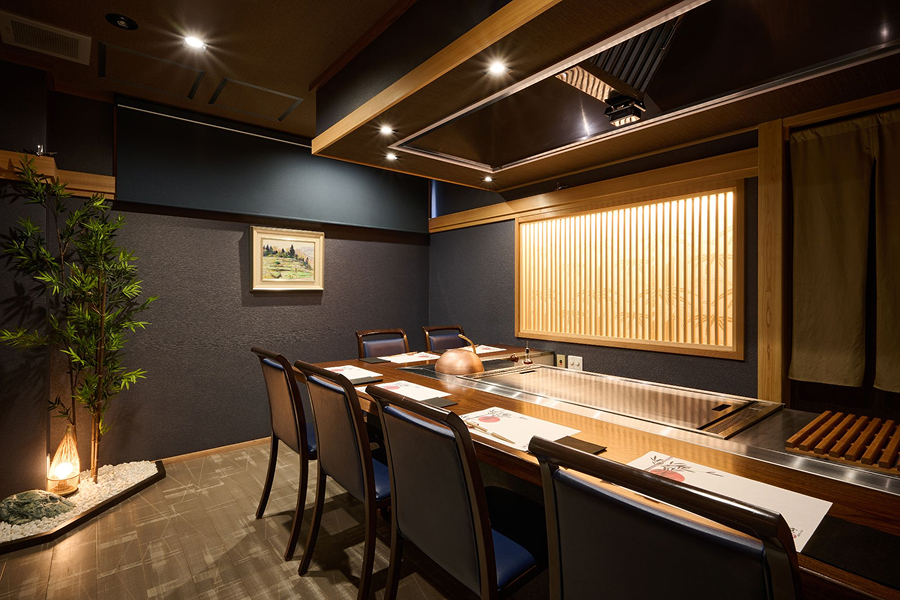 静かに寛げる完全個室